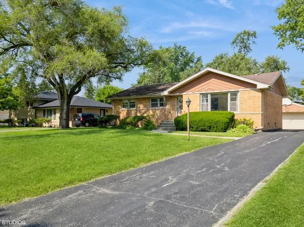 12722 S 69th Ct, Palos Heights, IL 60463
