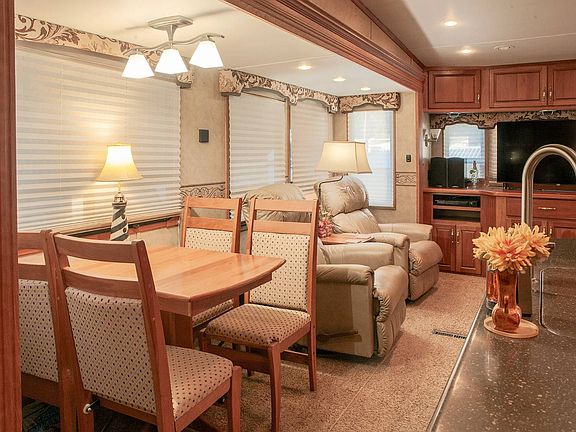 3rd image of 4630 McIntosh Rd Unit G-23