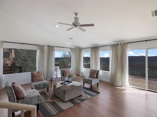 11446 LAGO VIS, Helotes, TX 78023