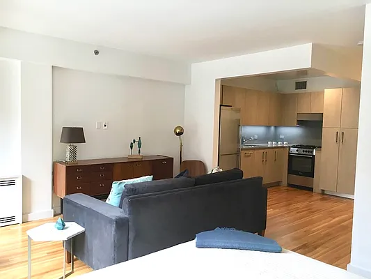 Rented by Stonehenge NYC LLC | media 3