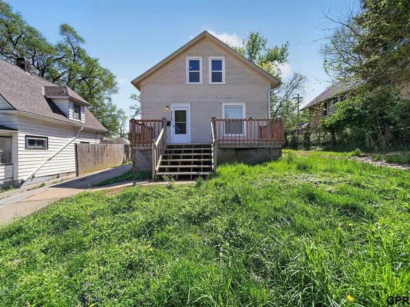 3723 Franklin St, Omaha, NE 68111