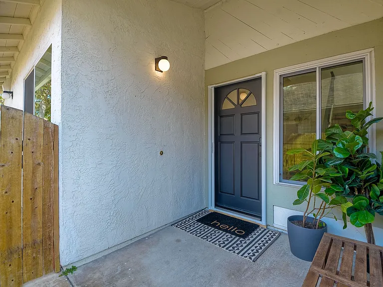 822 Caminito Rosa — Photo 2