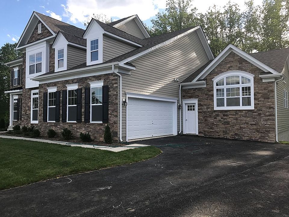 2nd image of 12803 Carolina Meadow Ln