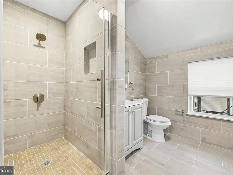 514 Ryers Ave #B — Photo 19
