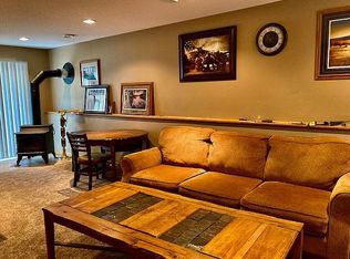 310 Sunwood Park Dr, Waite Park, MN 56387