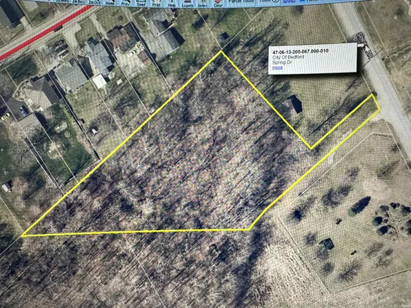 Spring Dr, Bedford, IN 47421