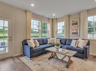 56 Elliot Ln, Mount Holly, NJ 08060