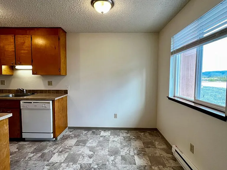 105 W Fremont Ave — Photo 6