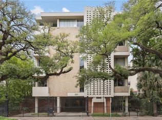2511 Saint Charles Ave APT 302, New Orleans, LA 70130
