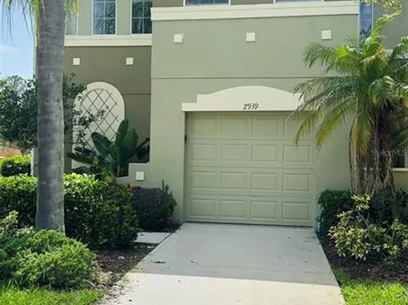 2939 Willowleaf Ln, Wesley Chapel, FL 33544