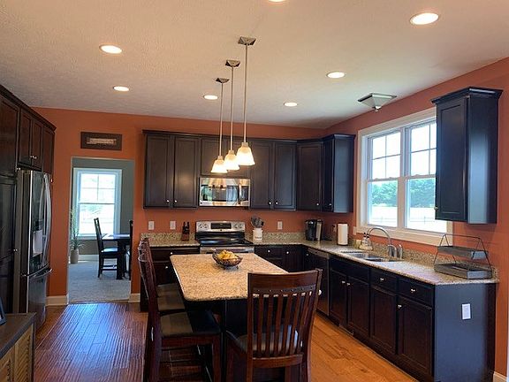 2nd image of 1530 Township Road 655