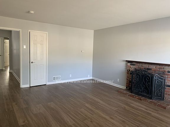 5th image of 1078 Nottingham Pl