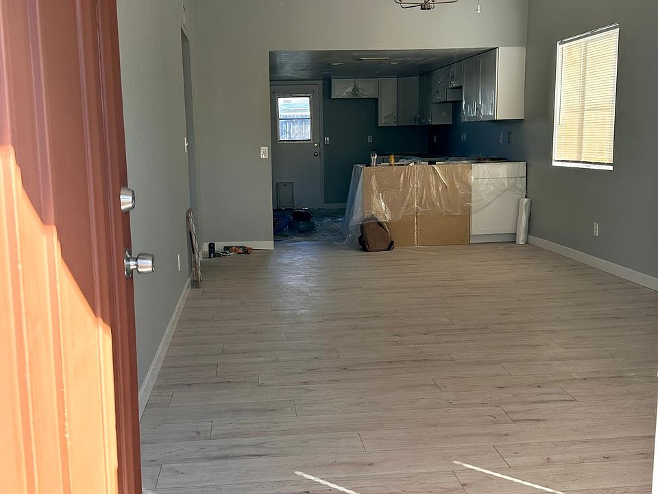 1st image of 640 E Franklin Ave APT 1