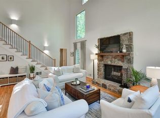 7169 Riverside Dr, Atlanta, GA 30328