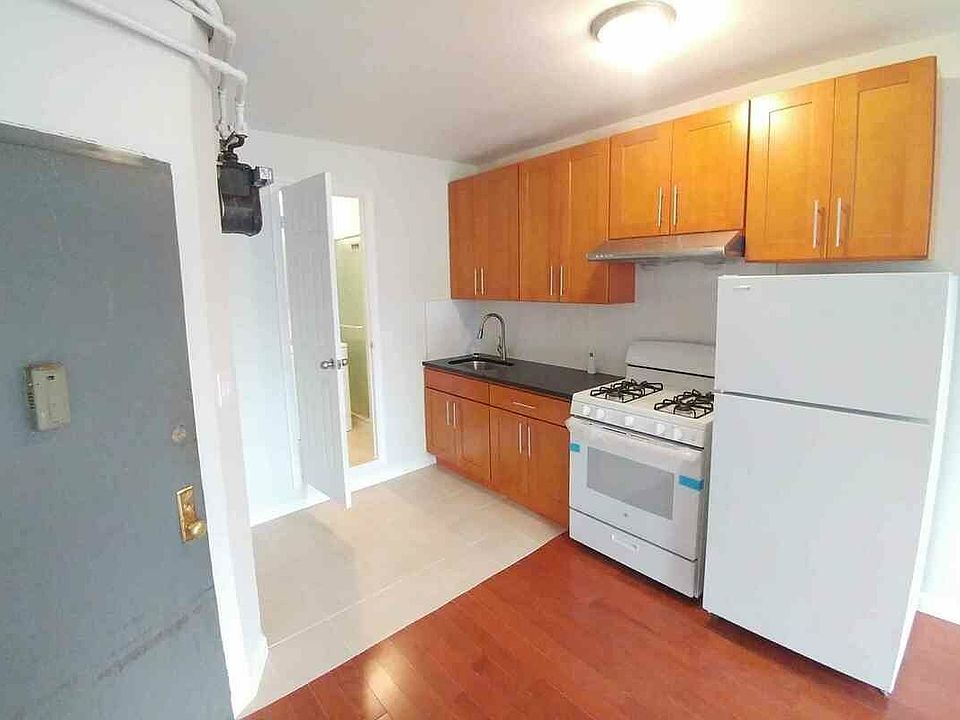 1st image of 81 Allen St #5NE