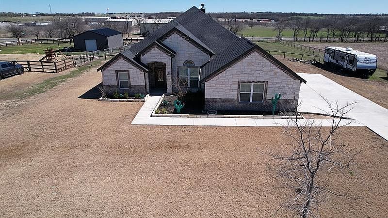 1st image of 7404 Staked Plains Trl