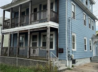 5 Borden St, Pawtucket, RI 02861