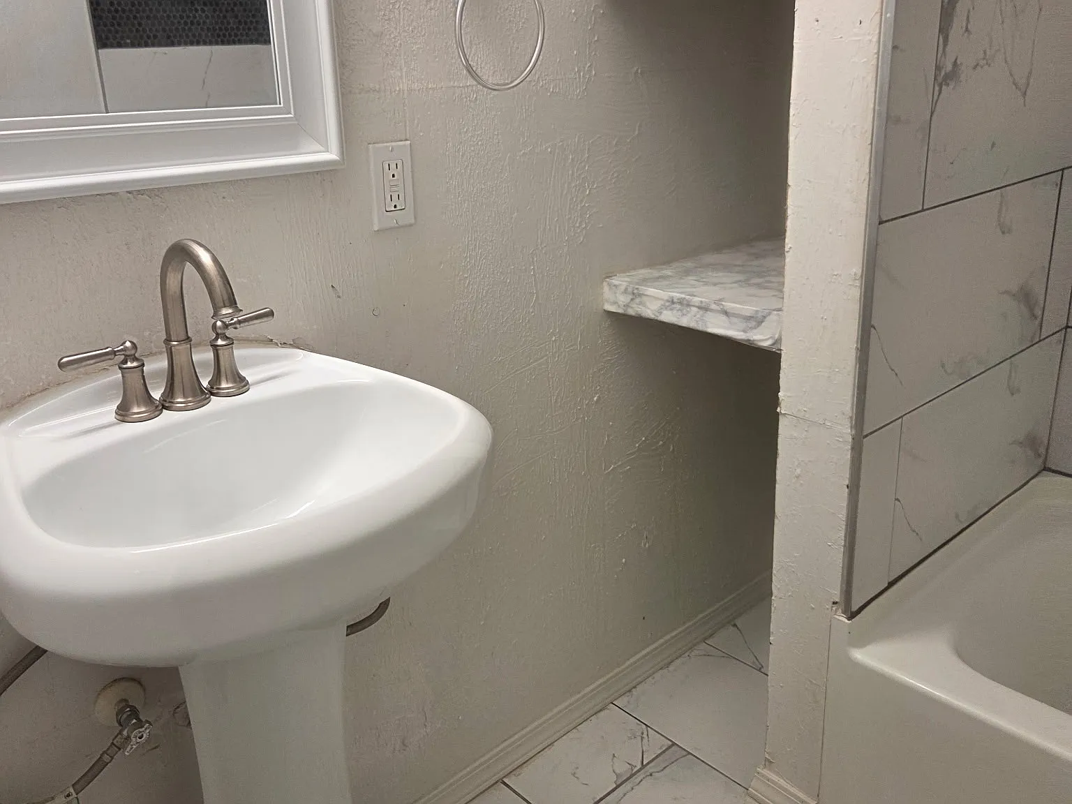 2 bed, 840 sqft, $1,100 — Photo 4