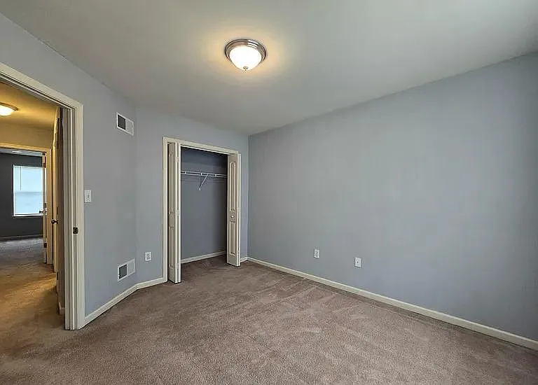 6419 Creekbend Dr #77 — Photo 36