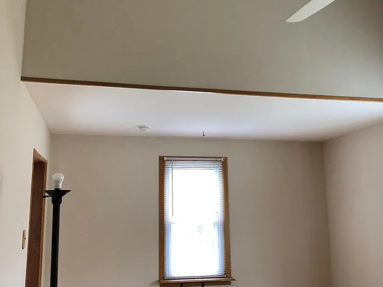 230 Laurel Ave — Photo 3