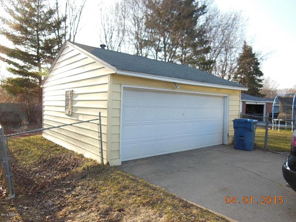 3rd image of 3533 Wilex Ave SW