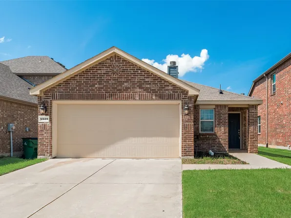 8829 Deadwood Ln, Aubrey, TX 76227