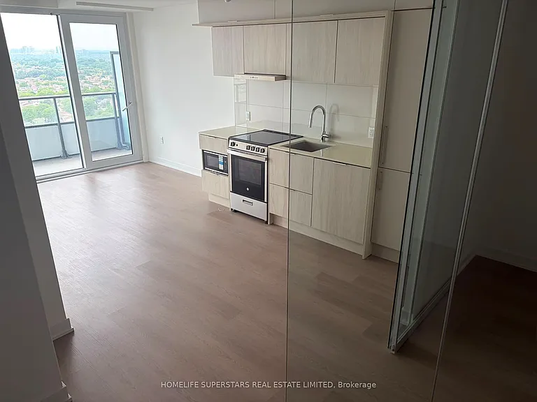 448 Burnhamthorpe Rd W #2012 — Photo 4