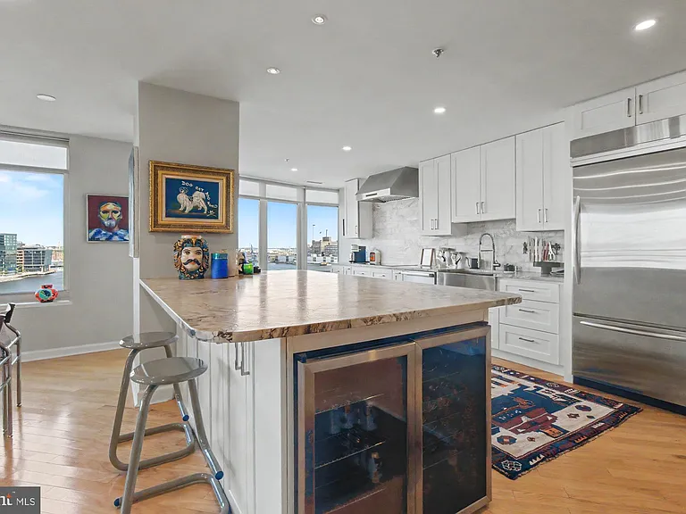100 Harborview Dr #1001 — Photo 7