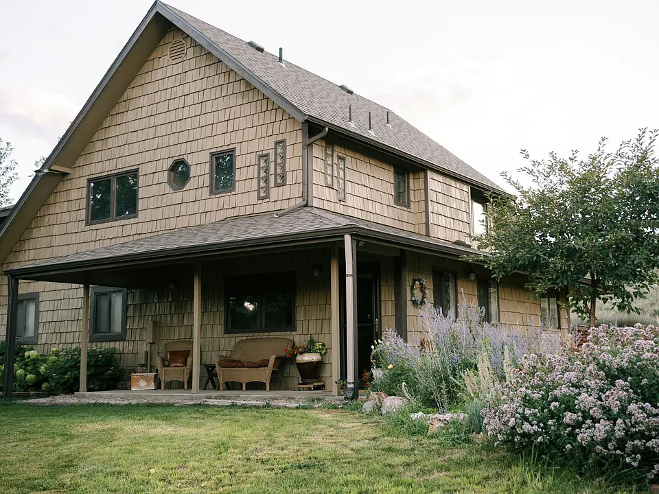 3305 N County Road 23E