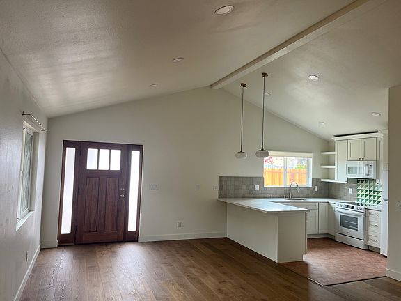 2nd image of 245 W Park Row Ave