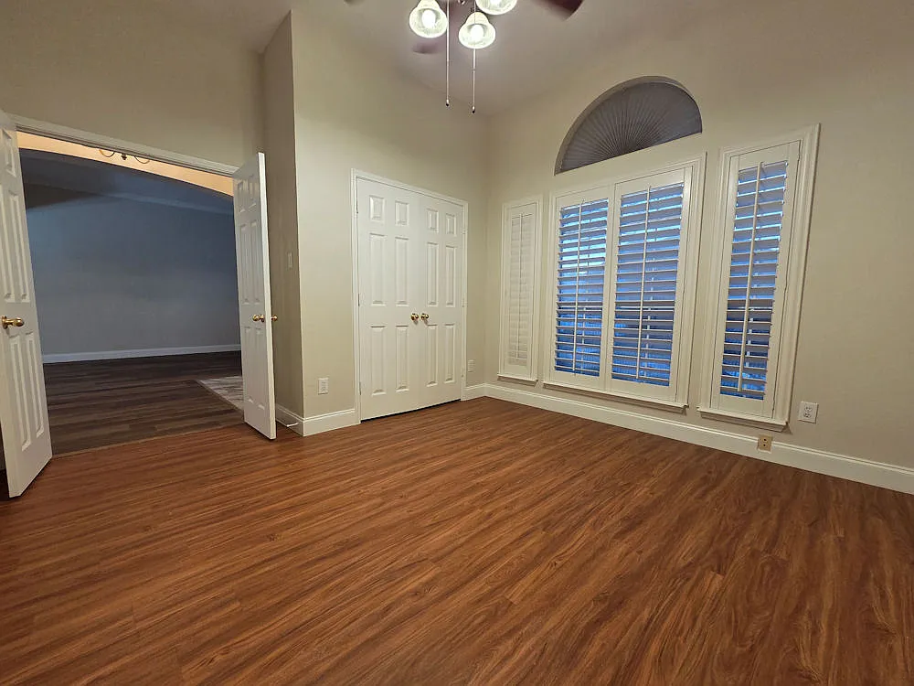 4 bed, 2.5 bath, 2630 sqft, $2,800 — Photo 4