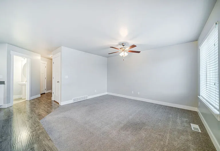 629 N Fall Creek Dr #OVER GARAGE — Photo 8