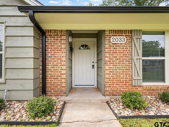 3rd image of 2033 Neeley St