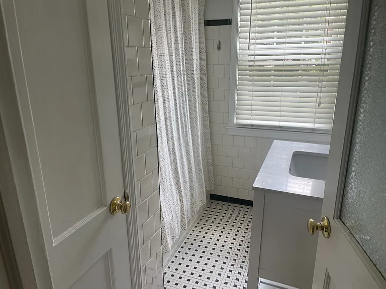 114 Brandon Rd — Photo 10