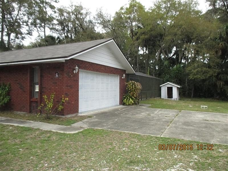 2nd image of 116 Oak Ln