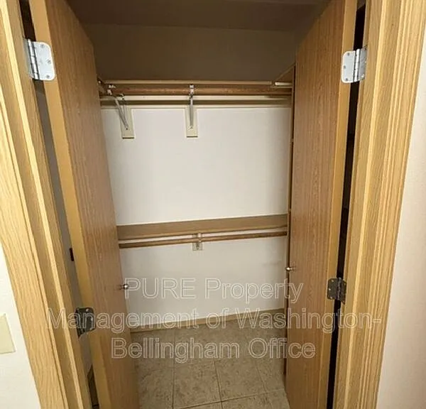516 Darby Dr #210 — Photo 10