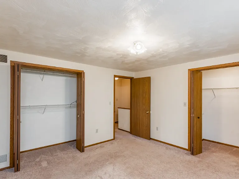 Briarwood Townhomes — Photo 6