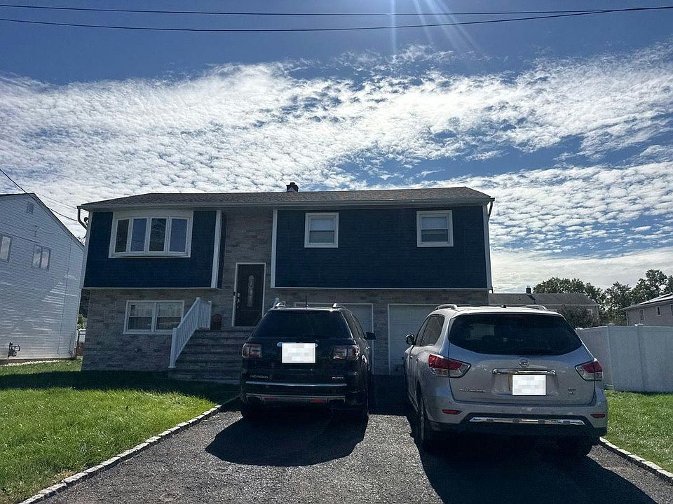 1st image of 98 W Cedar St