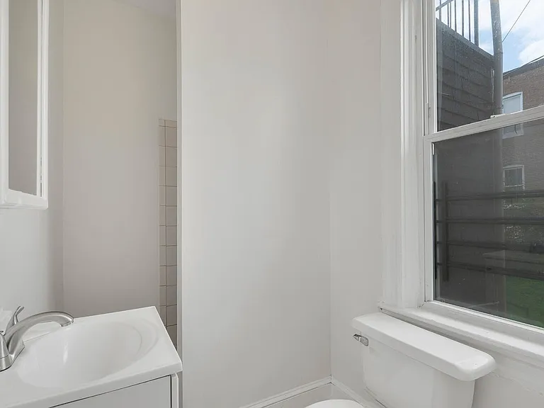 Edmondson Ave — Photo 7