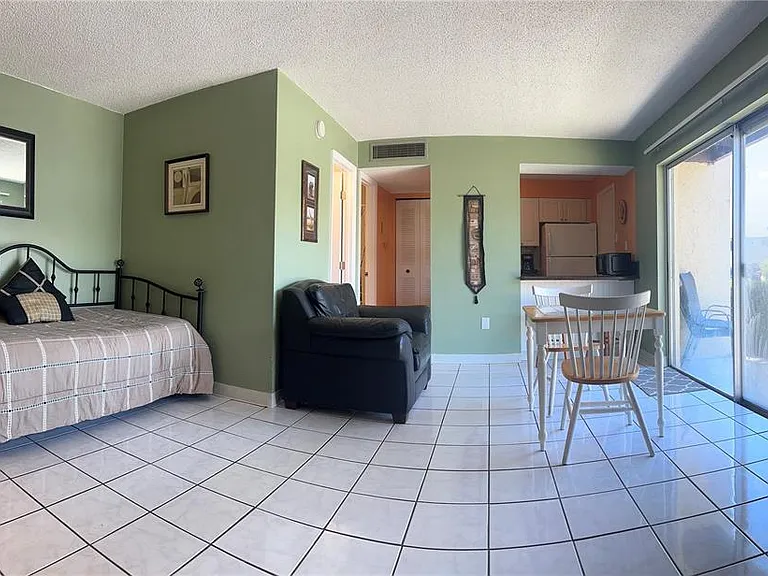 4215 E Bay Dr #1702A — Photo 38
