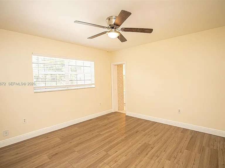 5613 Pierce St — Photo 18