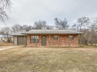 401 Central Ave, Rio Vista, TX 76093