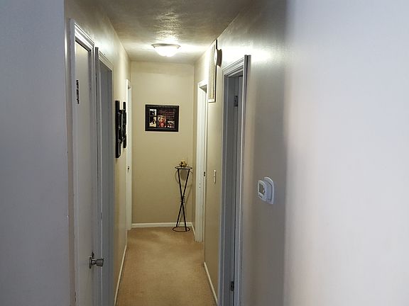 5th image of 2217 E 5th St