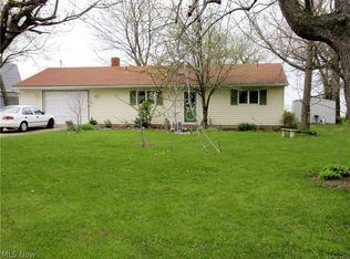 3972 Edgewater Dr, Vermilion, OH 44089