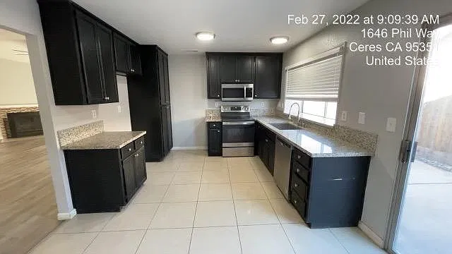 1646 Phil Way — Photo 3
