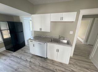 2721 S 10th St APT 2, Omaha, NE 68108