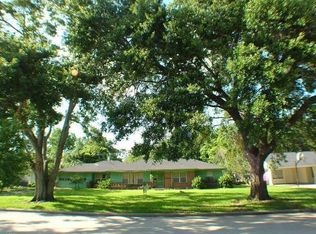 5406 Maple St, Bellaire, TX 77401