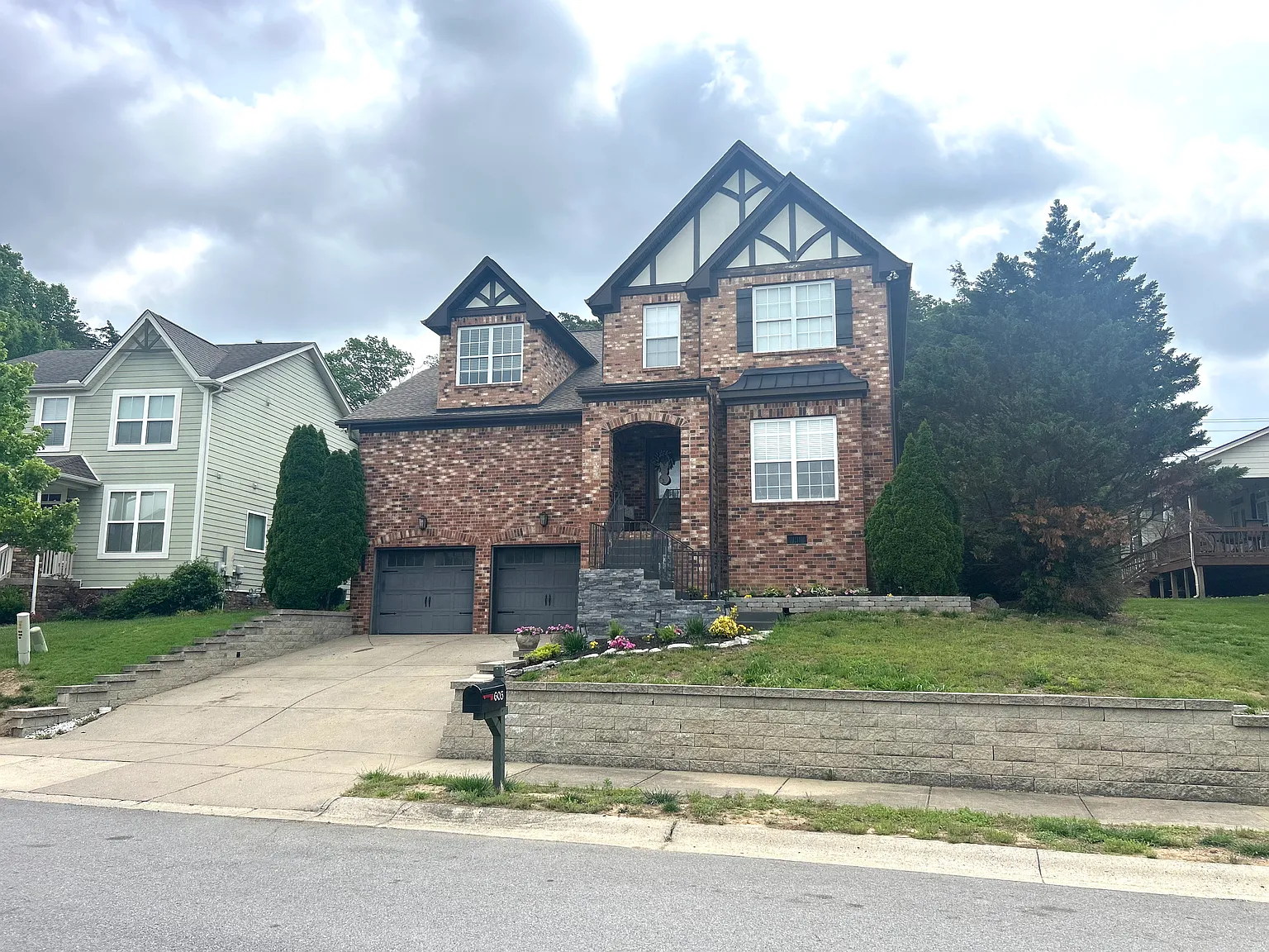 4 bed, 2978 sqft, $3,750 — Photo 1
