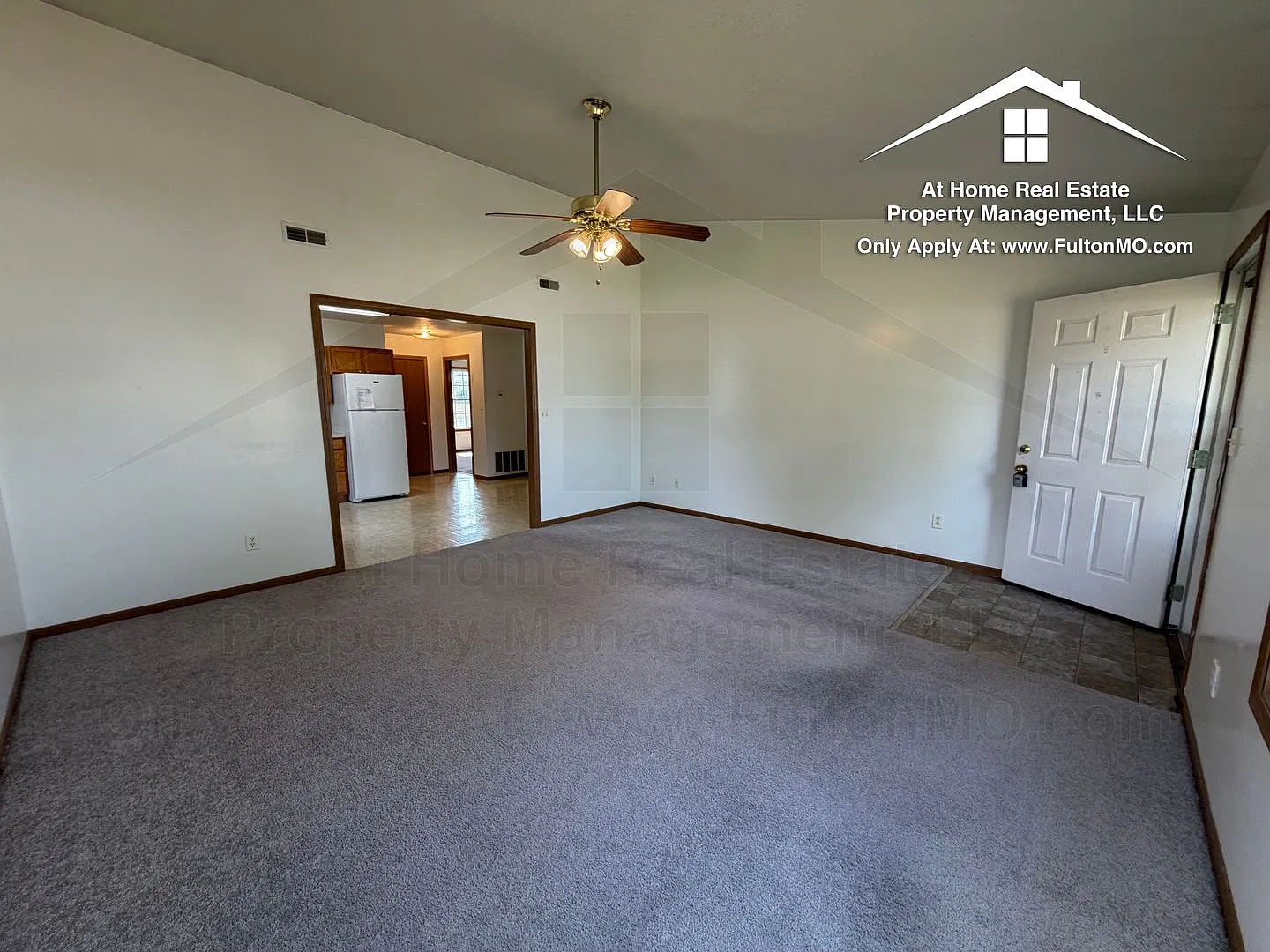 Sabre Circle 436438 Duplex — Photo 4