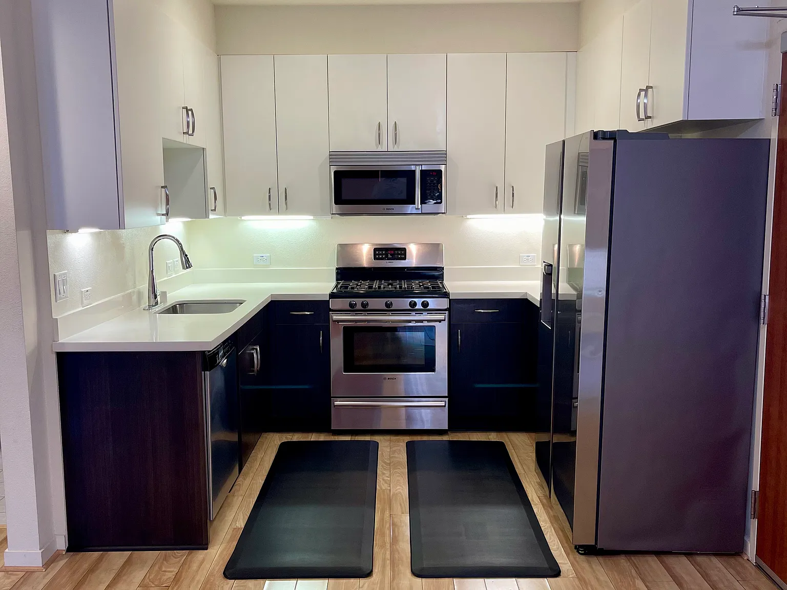 555 Bartlett Street — Photo 2